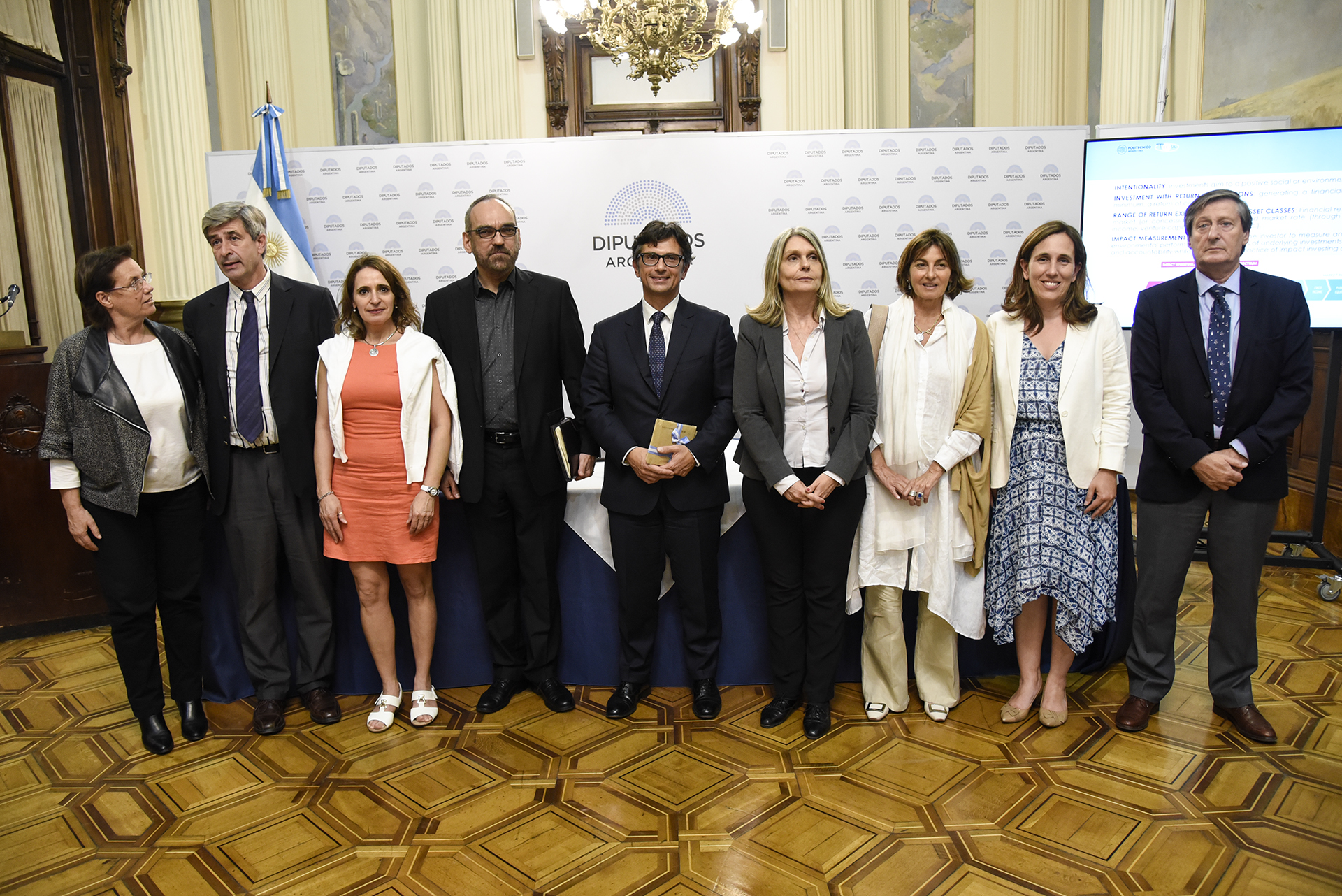 Galeria de imagenes de la noticia EXPUSO EN DIPUTADOS ACADÉMICO ITALIANO SOBRE IMPULSO A LAS EMPRESAS SOCIALES